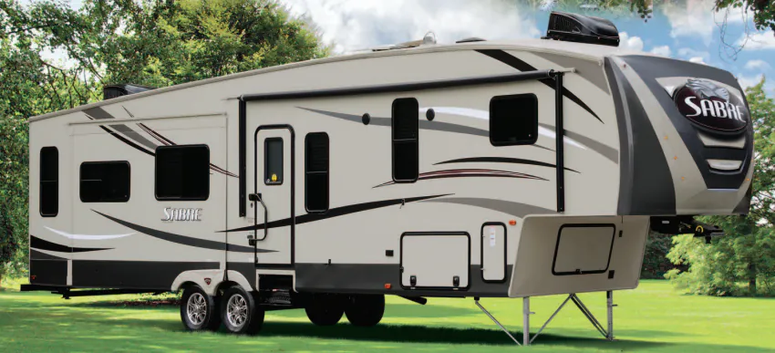 Palomino Sabre 33 RETS exterior