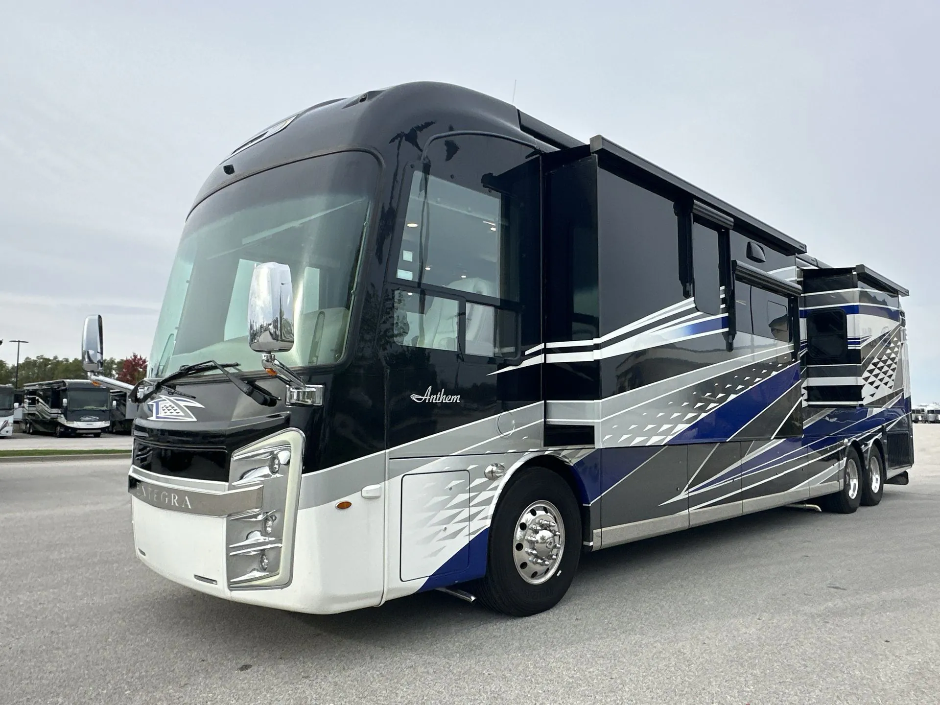 2022 Entegra Coach Anthem 44F - Photo 3