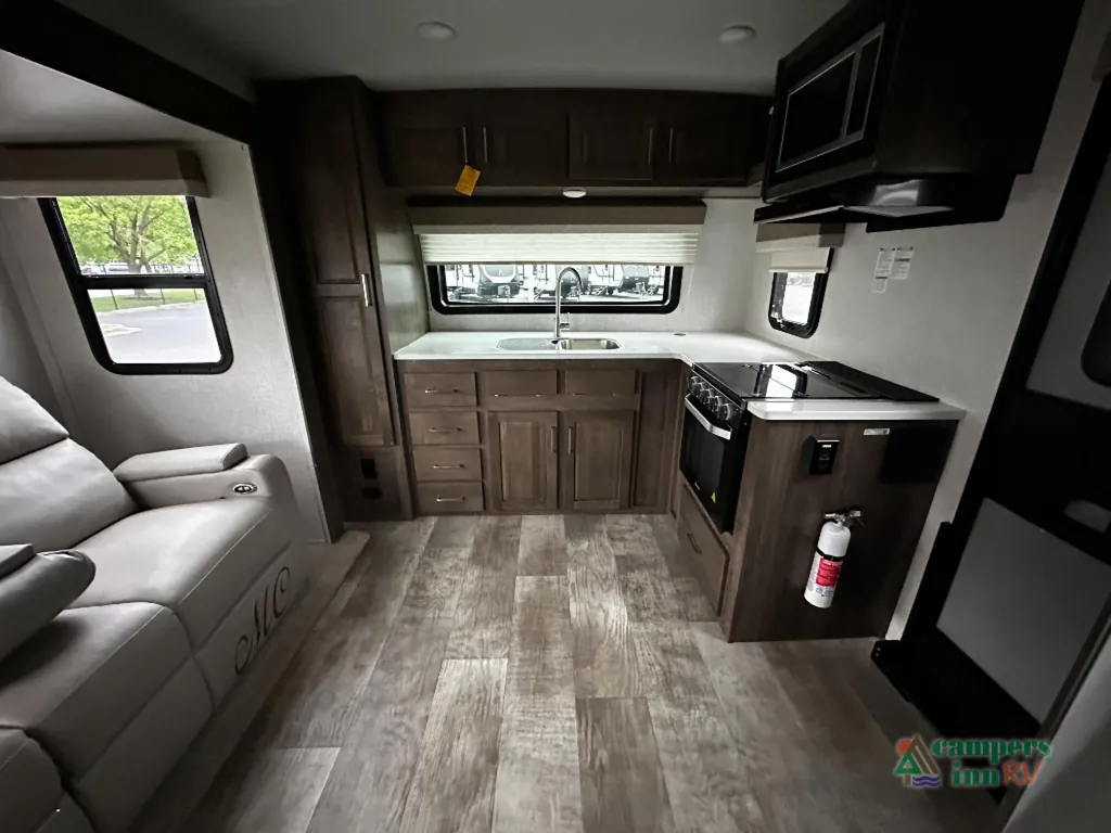 2023 Forest River Flagstaff Micro Lite 25FKS, Photos photo 4