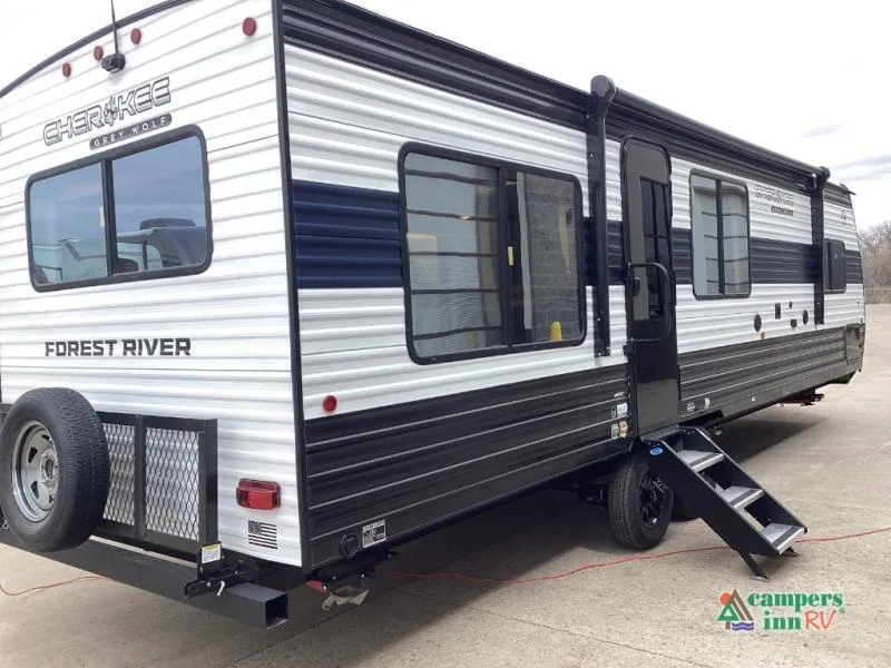 2026 Forest River Cherokee Grey Wolf 27LH - Photo 3