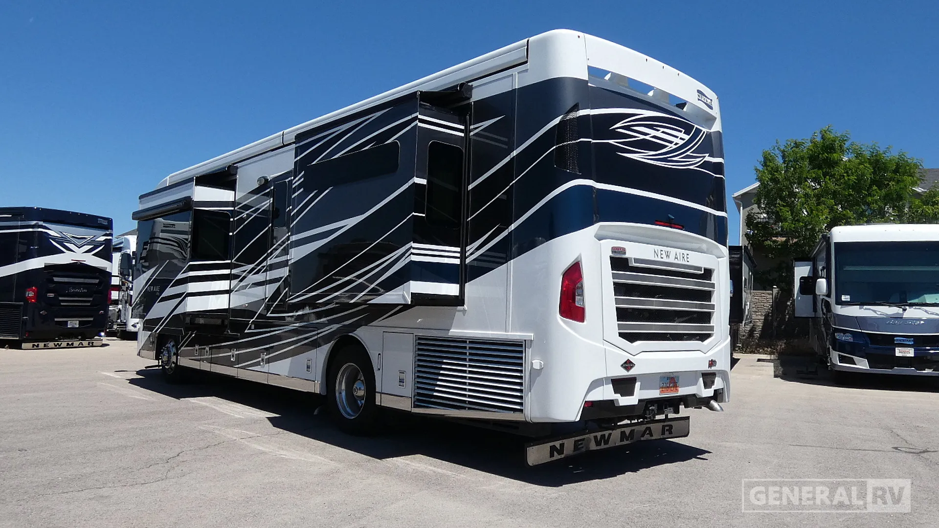 2025 Newmar New Aire 3543 - Photo 4