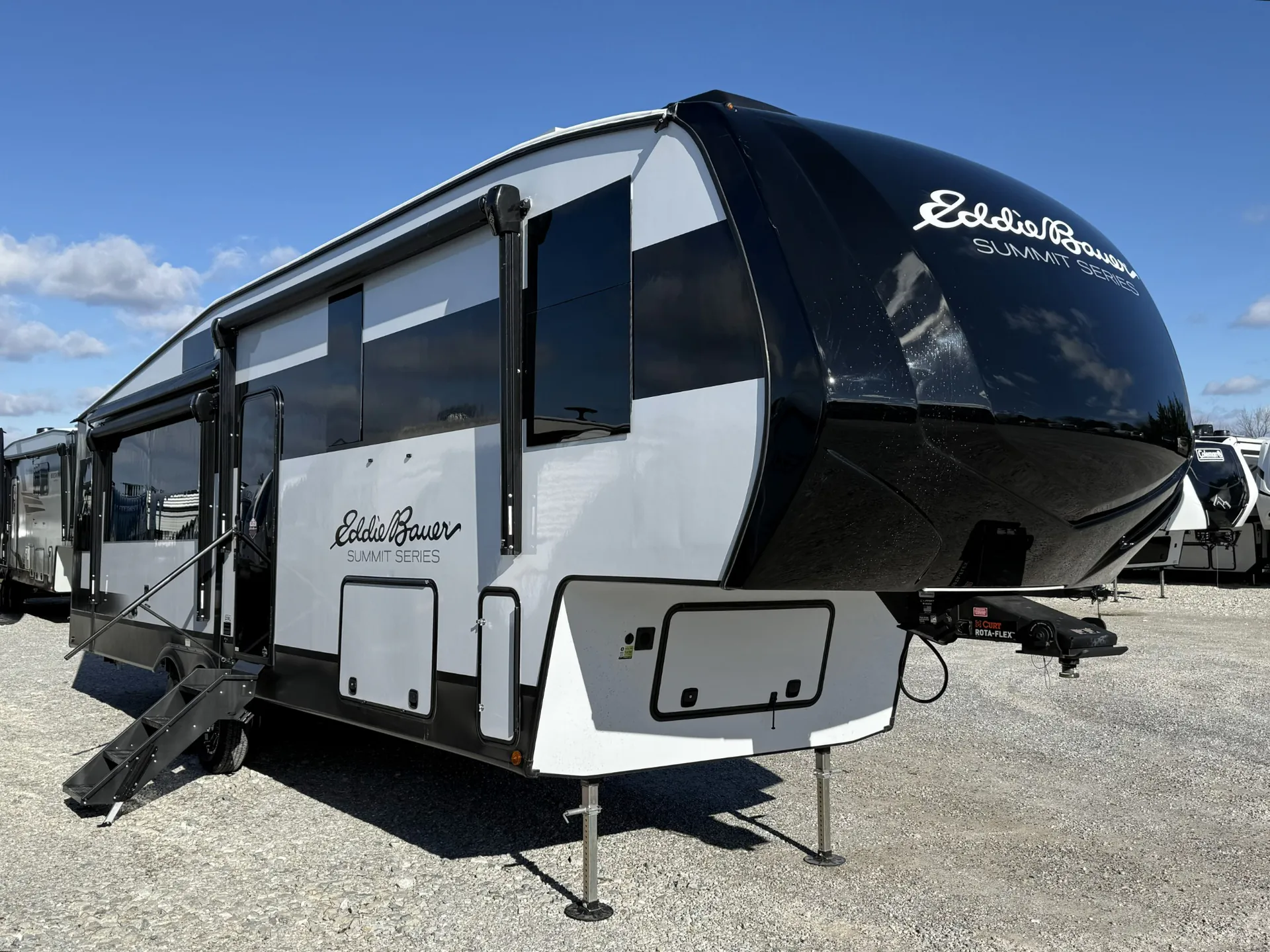 2026 Keystone Eddie Bauer Summit 3210RL - Main photo