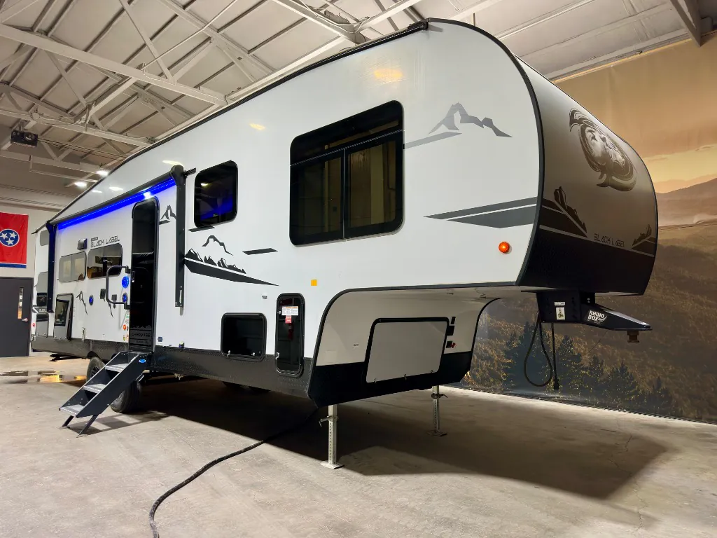 2023 Forest River Cherokee Black Label 265GDKBL - Photo 2