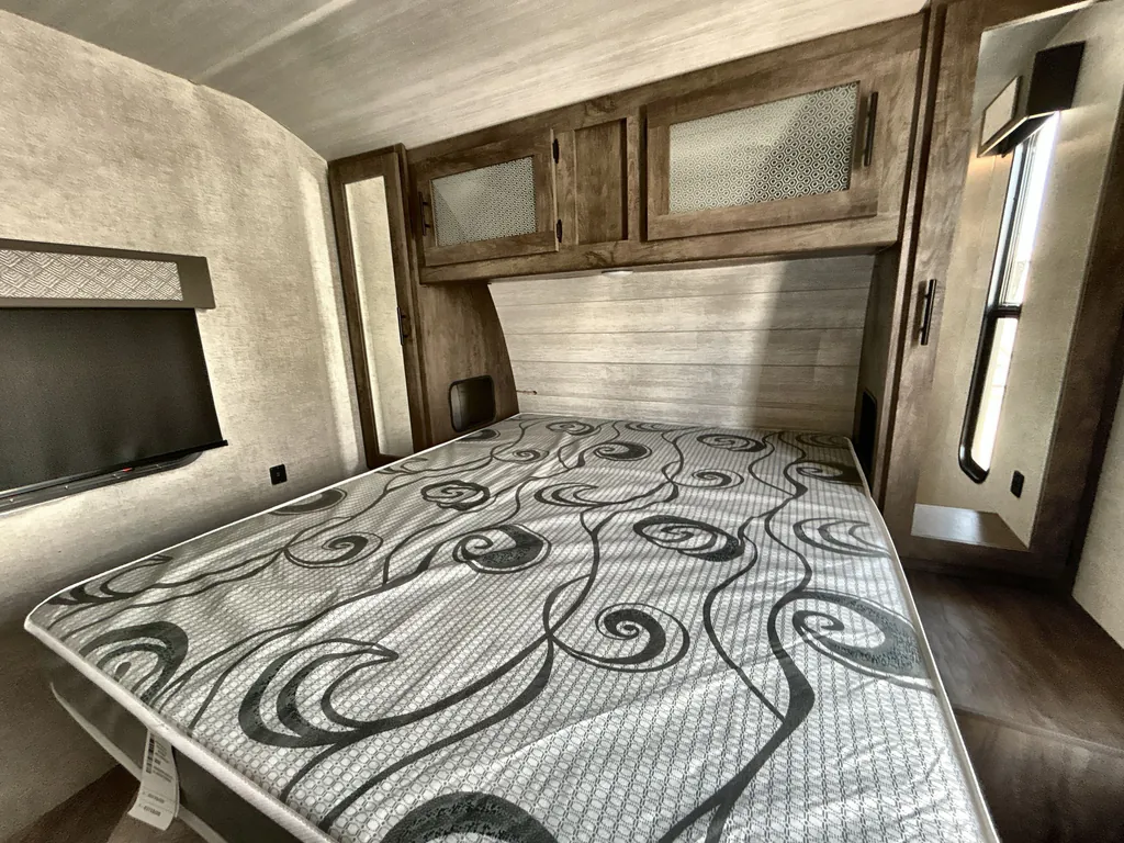 2021 Forest River Wildwood 27RKS, Photos photo 26