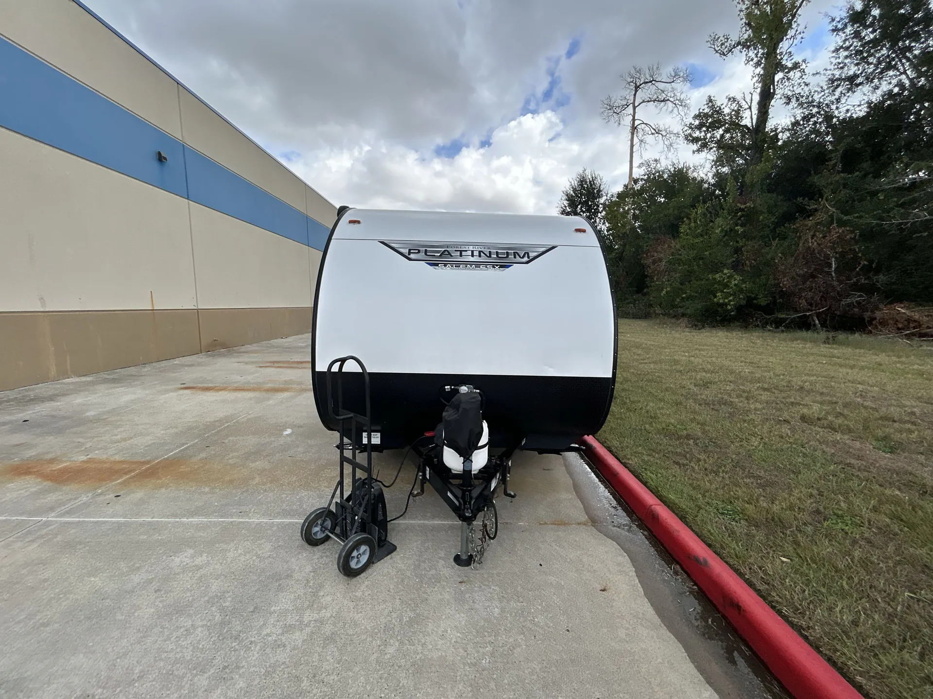 2021 Forest River Salem FSX 179DBK — front