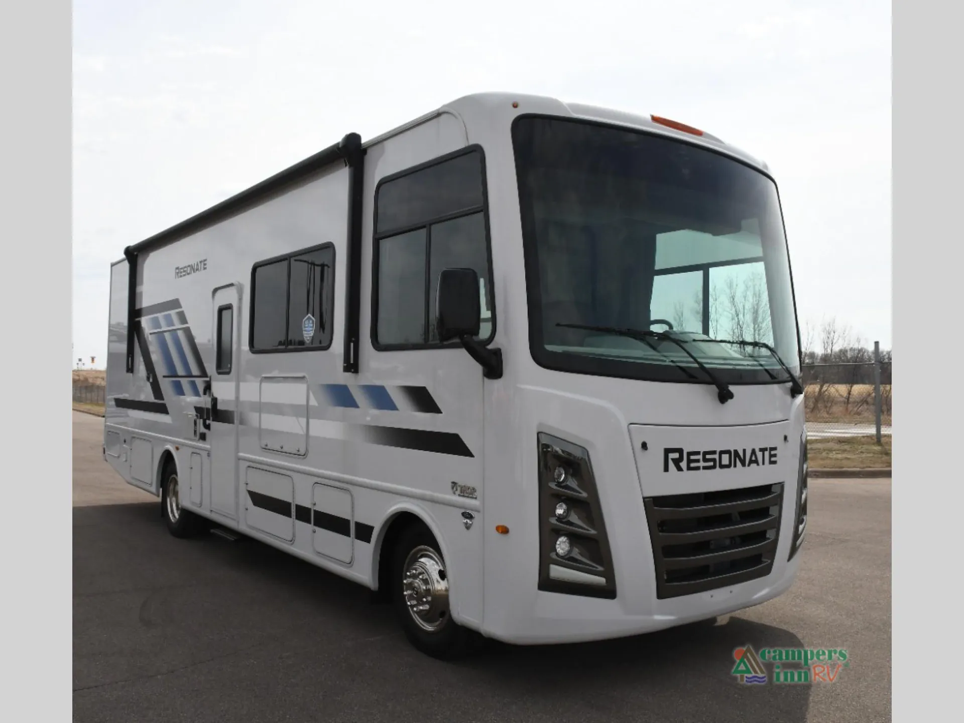 2026 Thor Motor Coach Resonate 29G - Photo 2