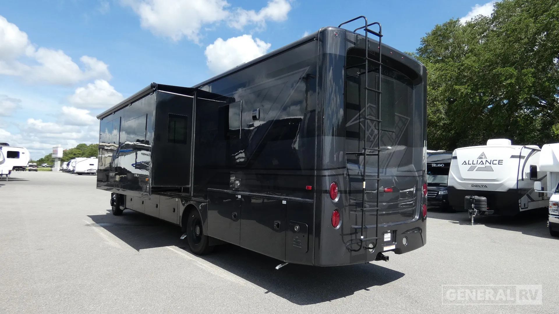 2026 Entegra Coach Accolade 37K - Photo 4