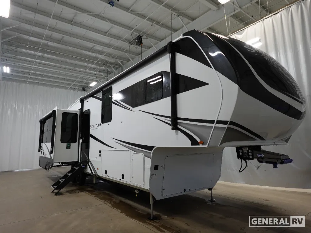 2026 Grand Design Solitude 370DV - Photo 2