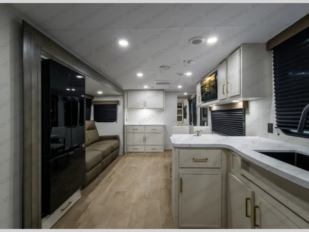 2027 Grand Design Transcend 285RKT - Photo 3