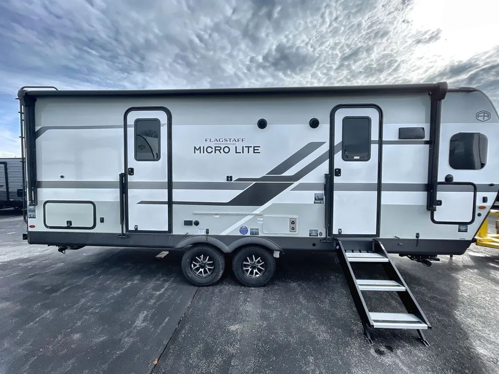 2026 Forest River Flagstaff Micro Lite 25FKB, Photos photo 8