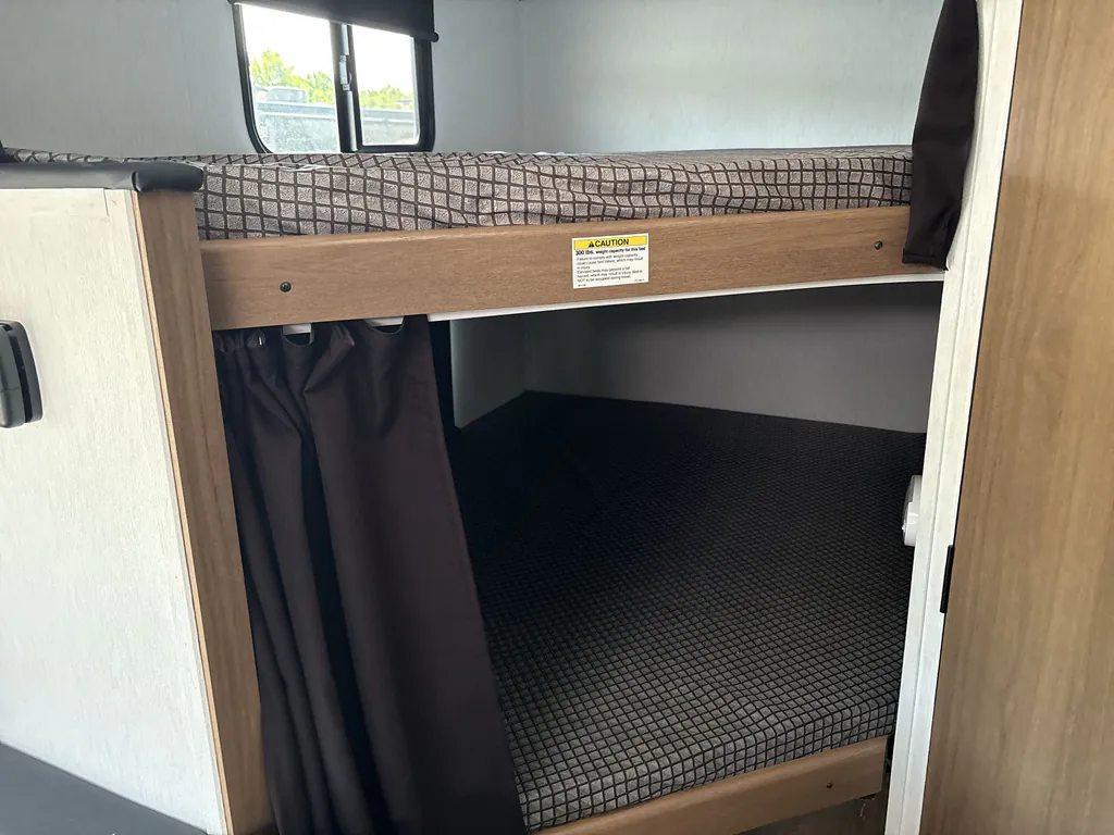 2027 Coachmen Apex Nano 186BH, Photos photo 17