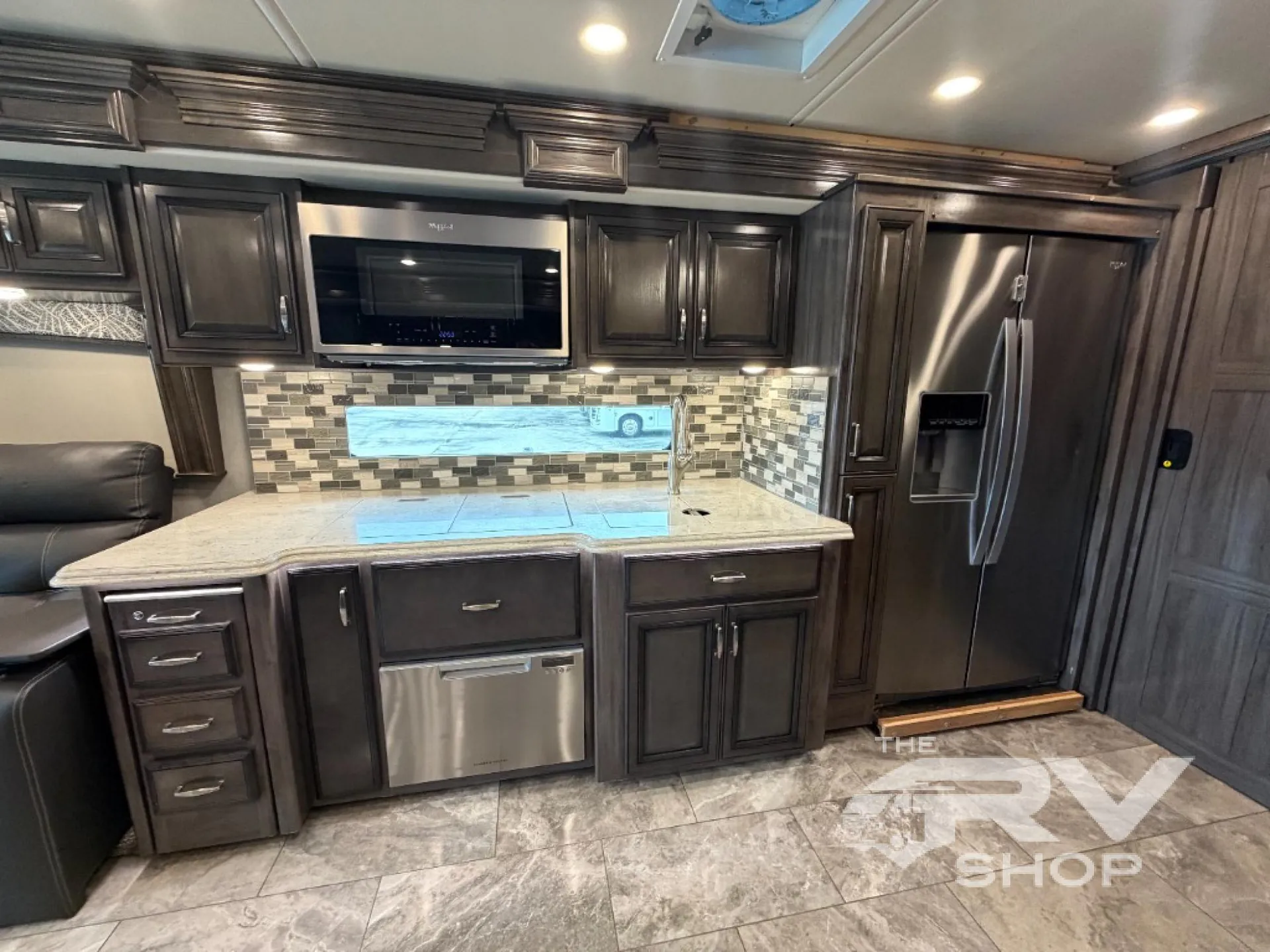 2020 Holiday Rambler Endeavor 38W - Photo 4