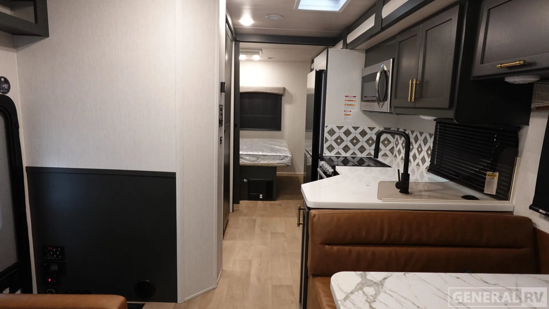 2026 NeXus RV Wraith 30F - Photo 3