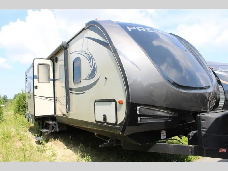 2018 Keystone Premier Ultra Lite 34BHPR - Photo 2