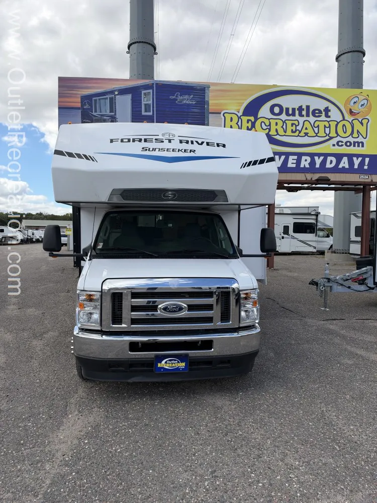2025 Forest River Sunseeker 3010DS, Photos photo 3