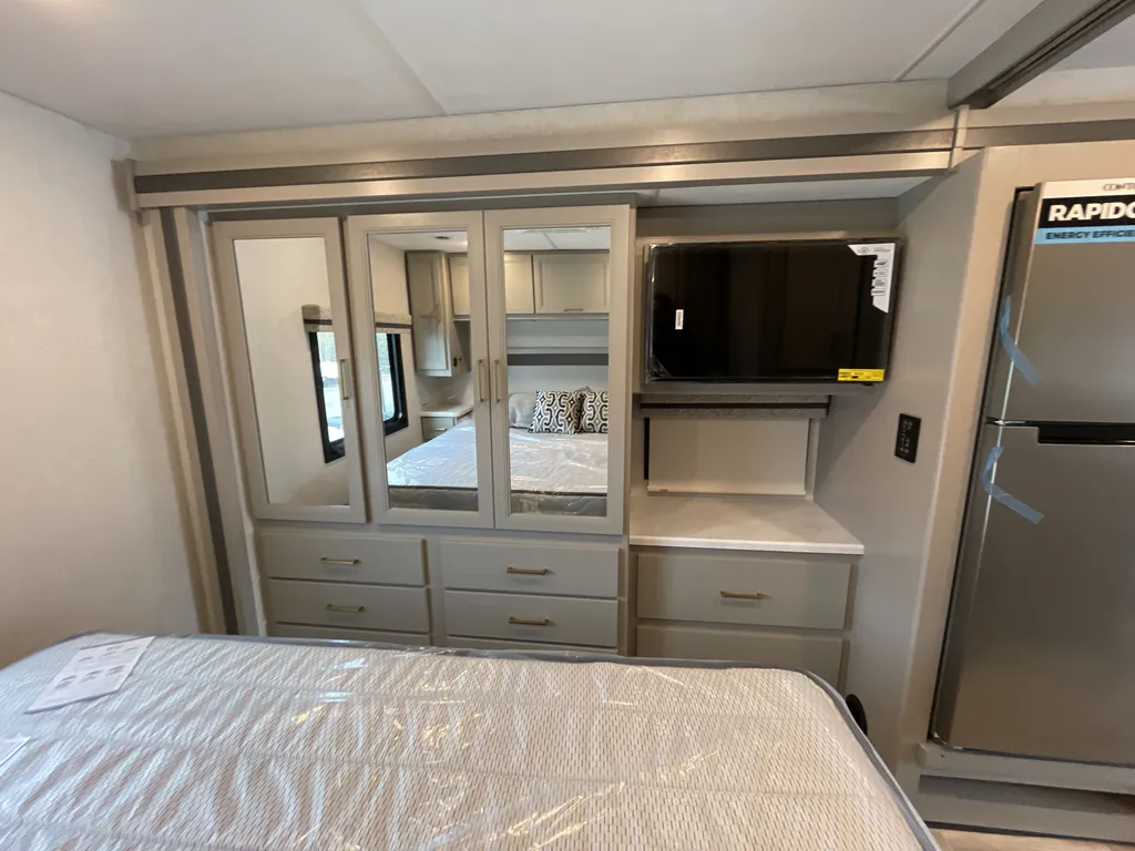 2026 Thor Motor Coach Windsport 29L, Photos photo 26