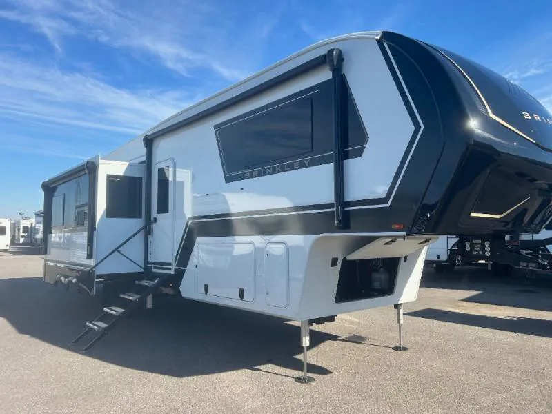 2026 Brinkley Model Z 3515