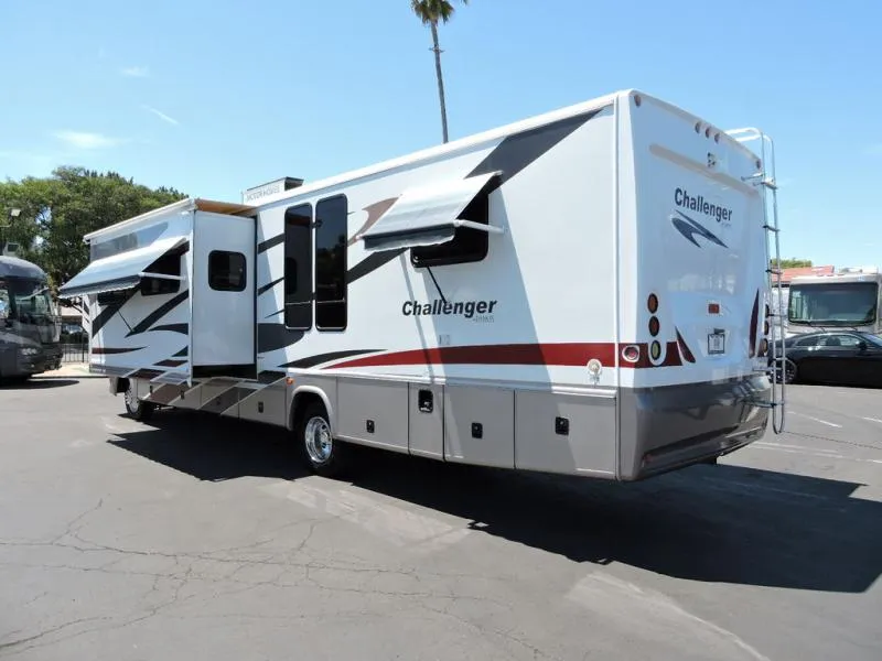 2007 Damon Challenger Used    348 - Photo 2