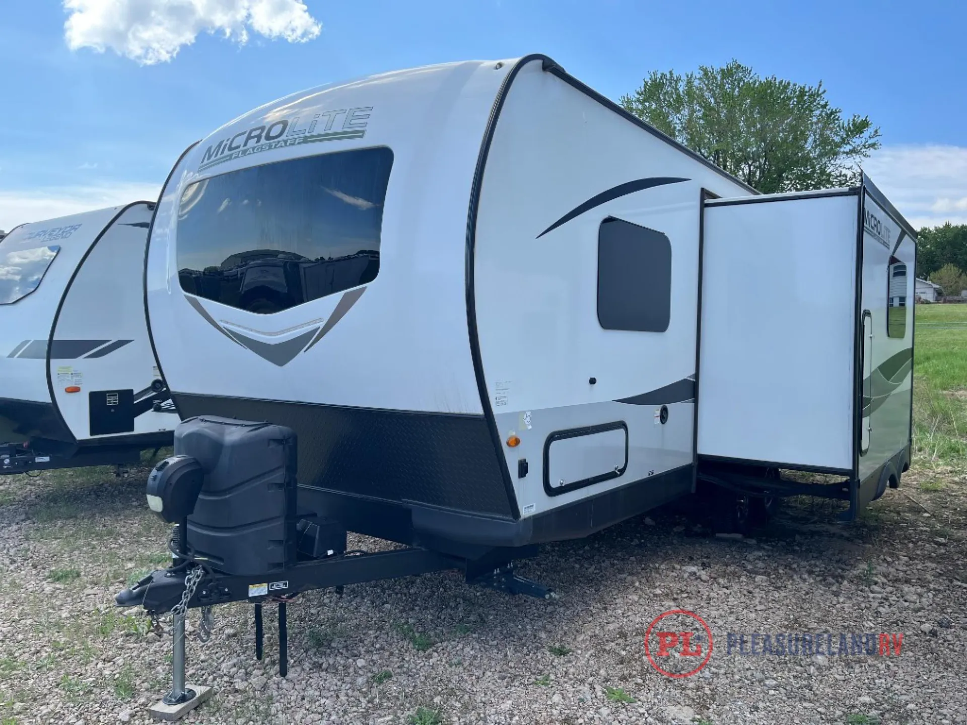 2023 Forest River Flagstaff Micro Lite 22TBS - Photo 4