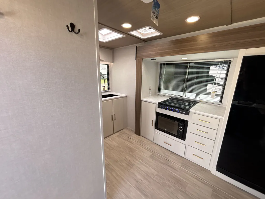 2026 Forest River Vibe Extreme Lite 2500CK, Photos photo 9