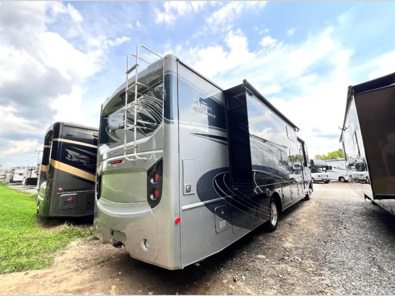 2023 Holiday Rambler Invicta 36DB - Photo 4