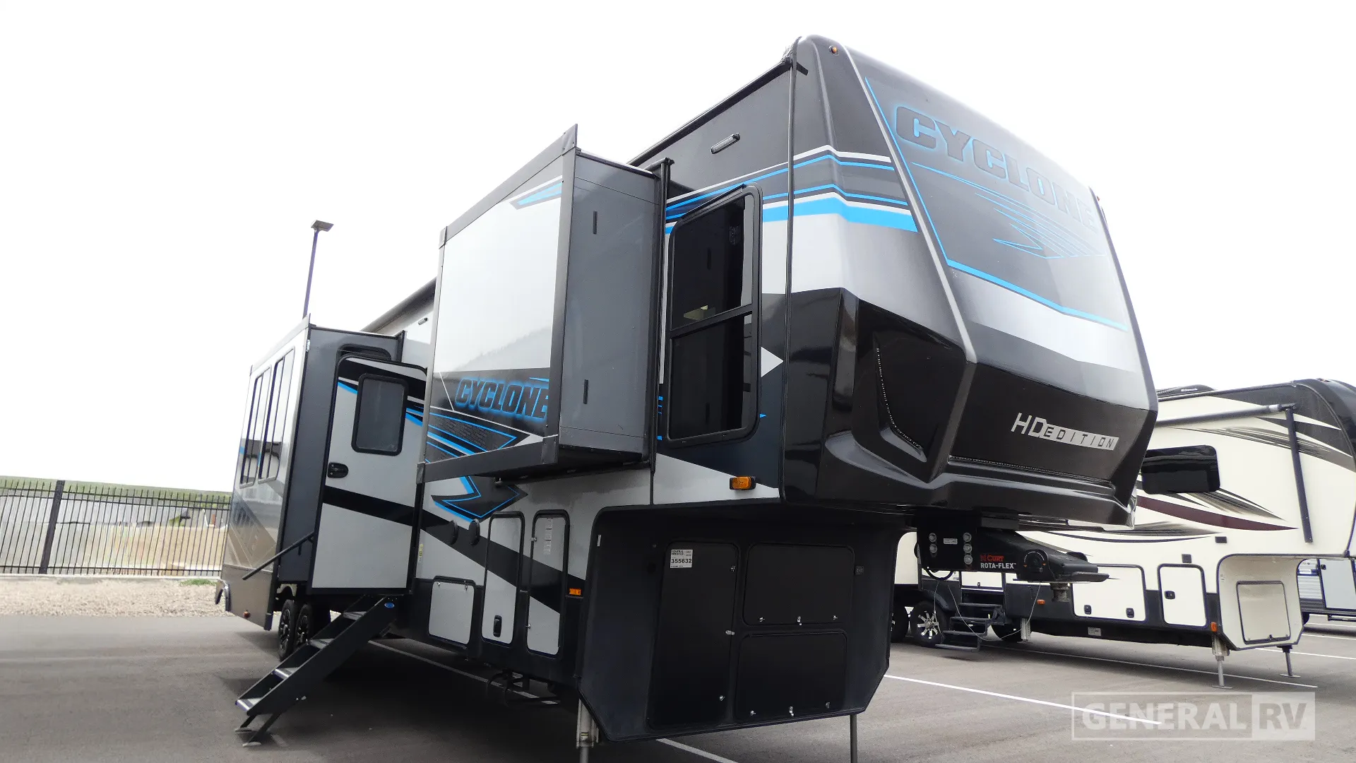 2024 Heartland Cyclone 3714 - Photo 2