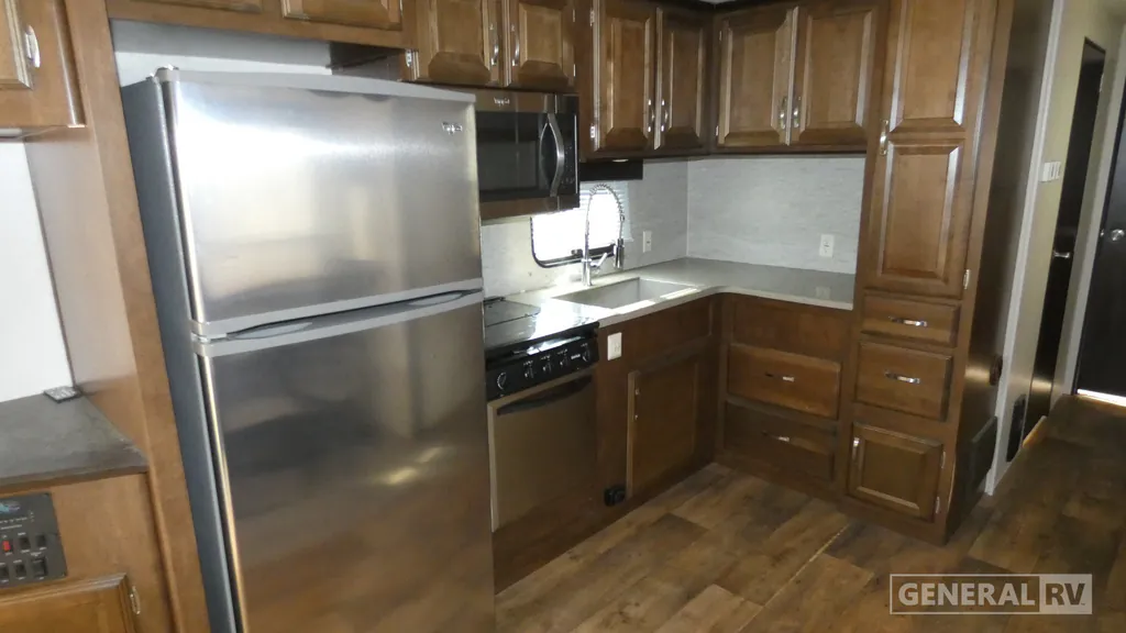 2018 Forest River Wildwood DLX 353FLFB, Photos photo 12