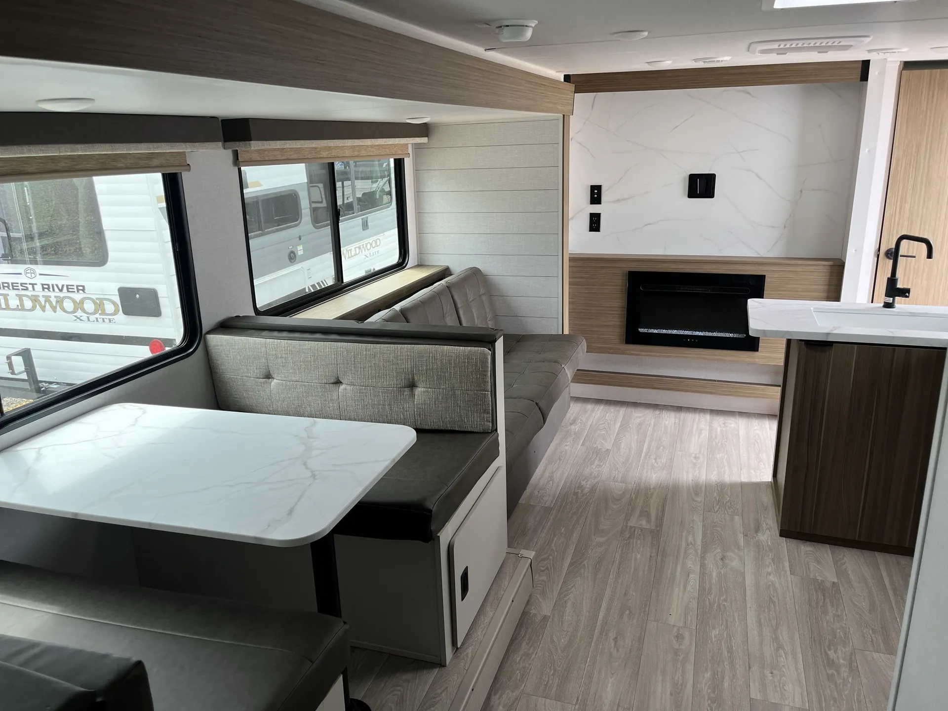 2027 Forest River Wildwood X-Lite 273QBXL — living area main