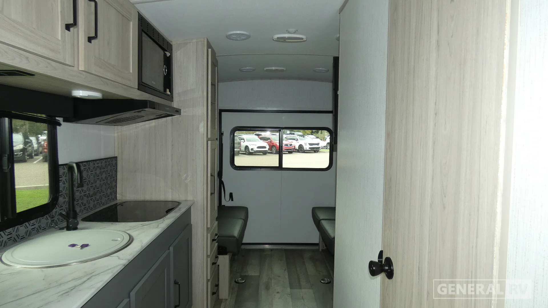 2023 Heartland Sundance Ultra-Lite 19HB - Photo 2