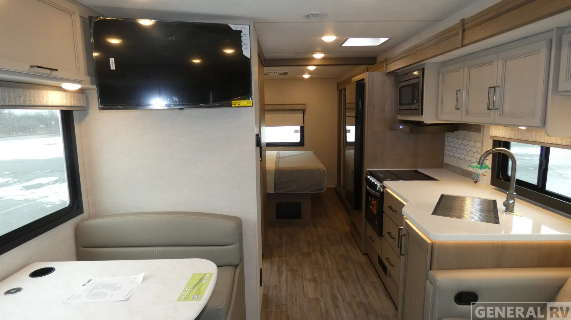 2026 Thor Motor Coach ACE 29D - Photo 3