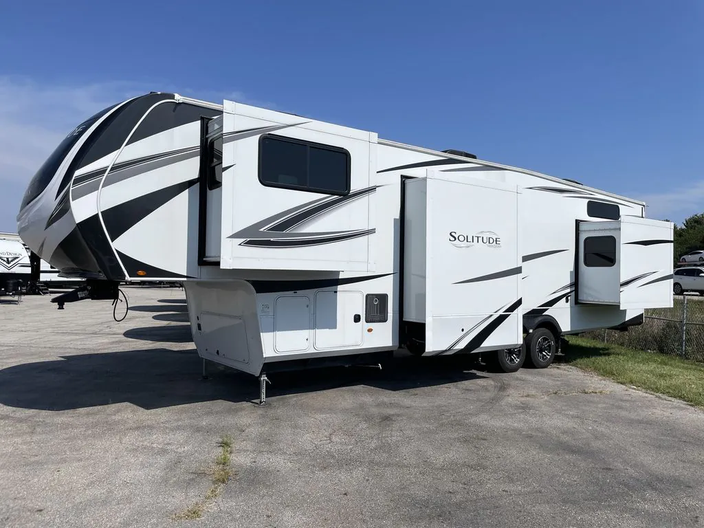 2023 Grand Design Solitude S-Class 3460FL - Photo 4
