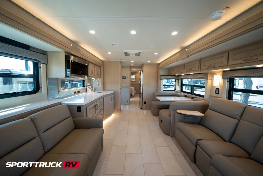 2026 Renegade RV Verona LE 40LTS - Photo 3