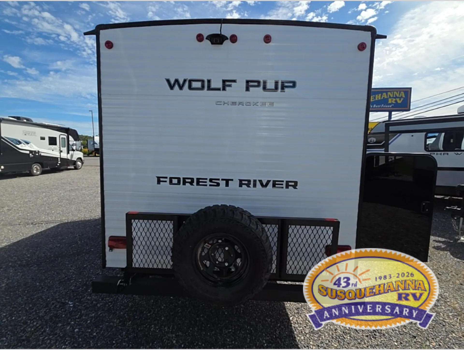 2027 Forest River Cherokee Wolf Pup 17JW — Photo 6