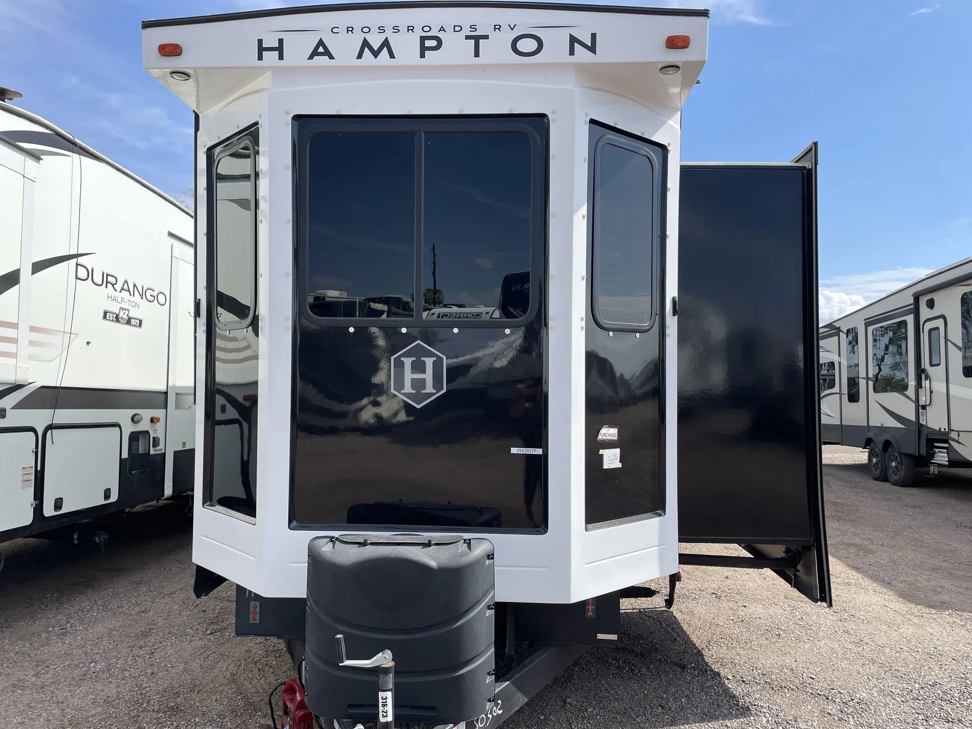 2023 CrossRoads Hampton 378DBB — front