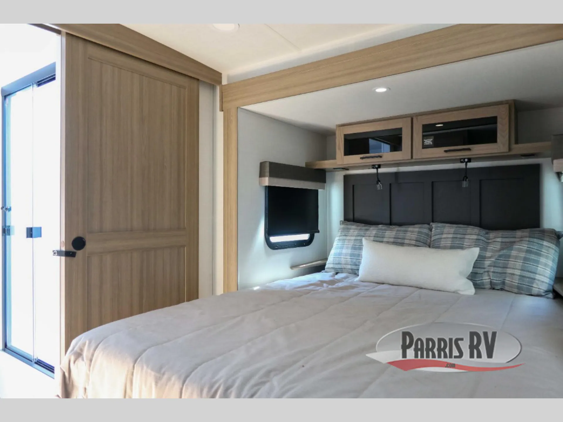 2027 Forest River Rockwood Mini Lite 2523MBR — Photo 5