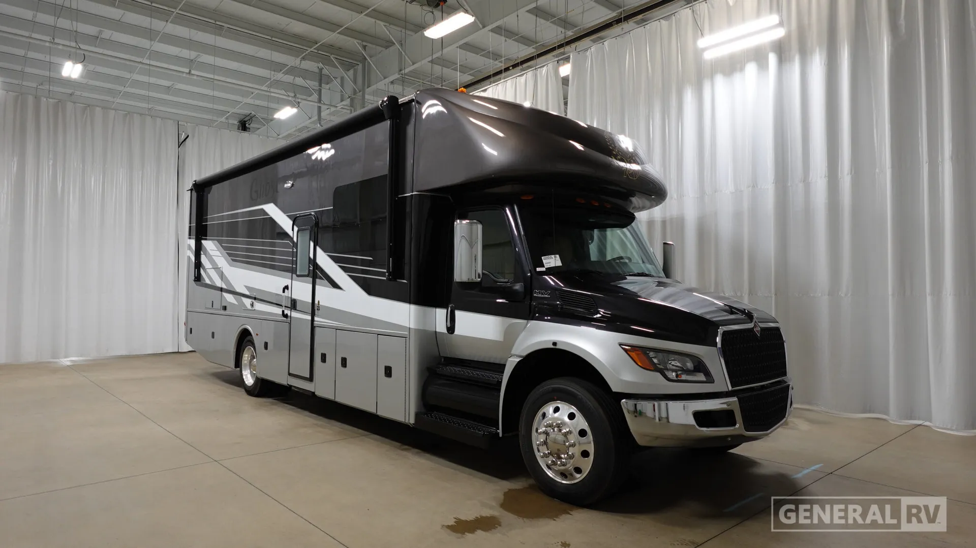 2027 NeXus RV Ghost 33DS - Photo 2