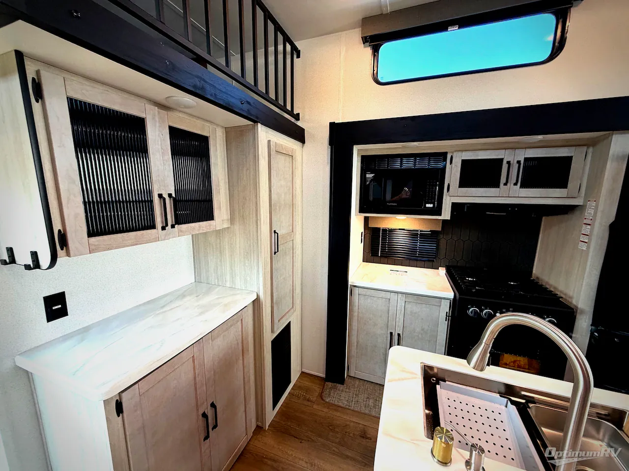 2027 Forest River Puma Vista 402LFT — Photo 7