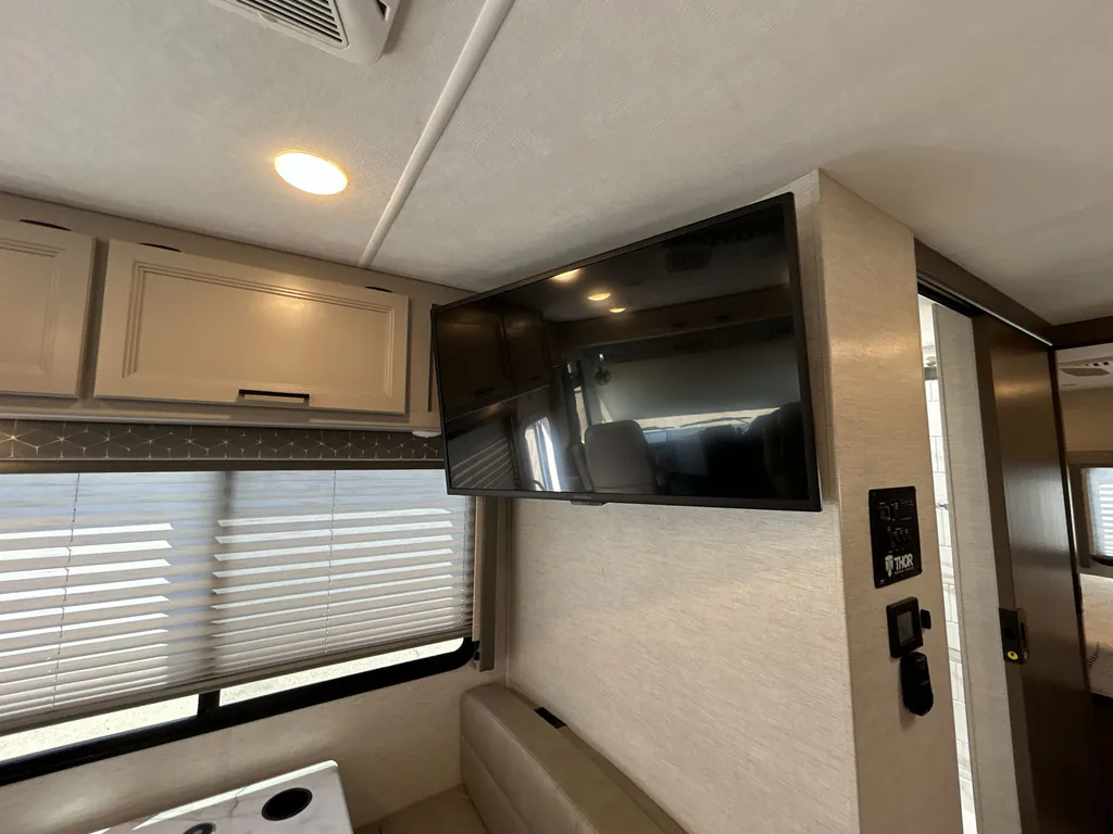 2024 Thor Motor Coach Freedom Traveler A29, Photos photo 13