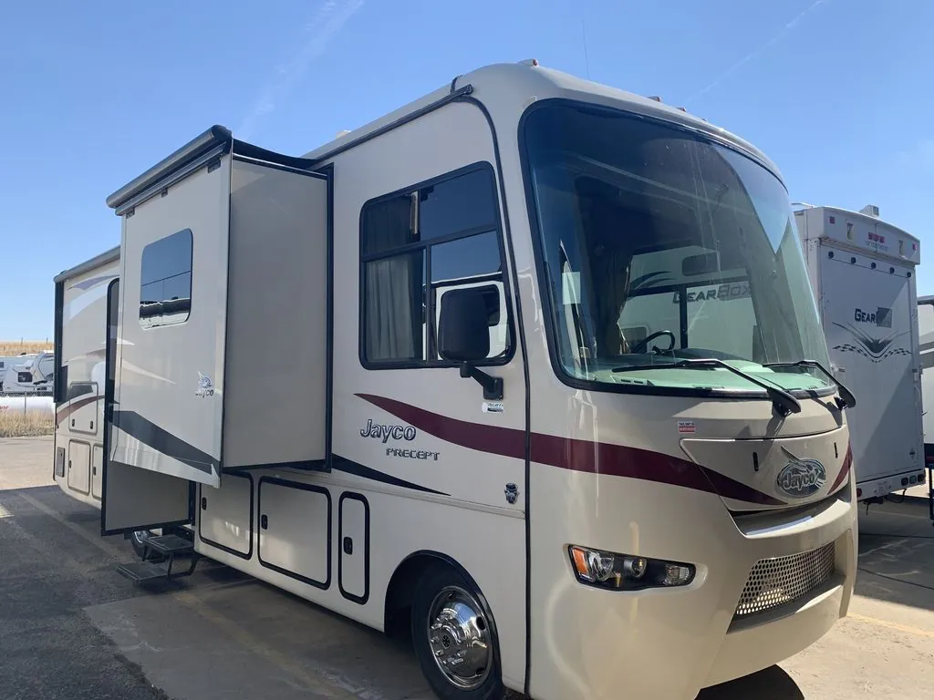 2014 Jayco Precept 31UL - Photo 2