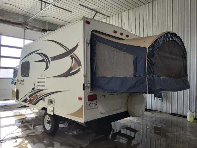 2012 Keystone RV Passport Express SL 160EXP - Photo 3