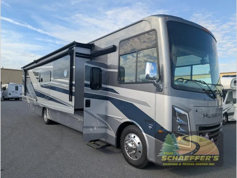 2027 Thor Motor Coach Hurricane 36H - Photo 3