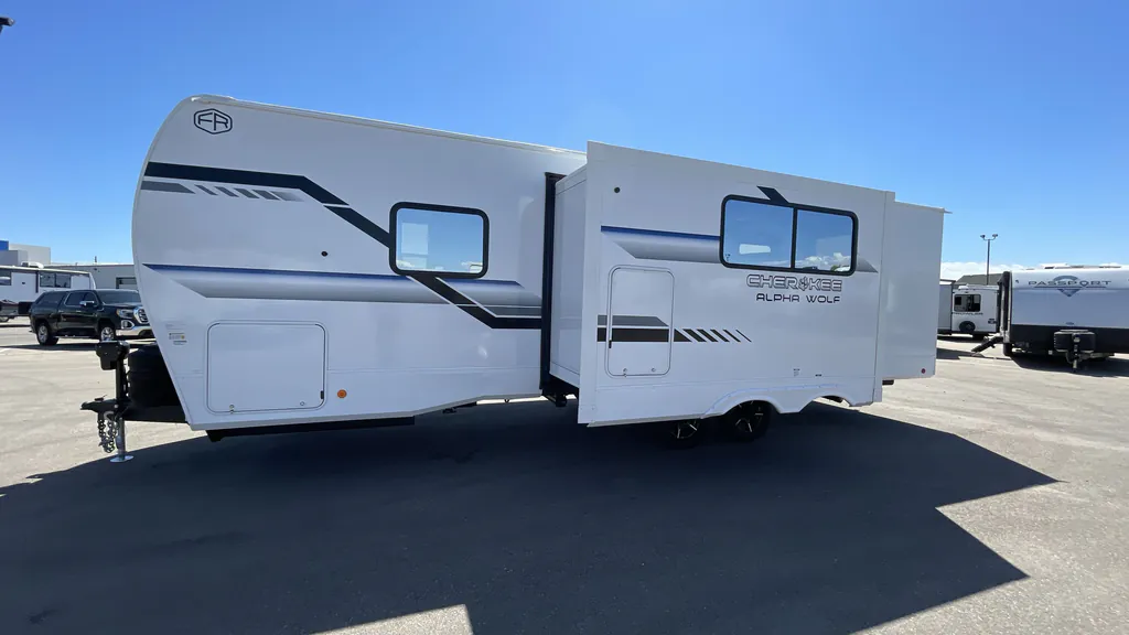 2026 Forest River Alpha Wolf 24TRUNK, Photos photo 6