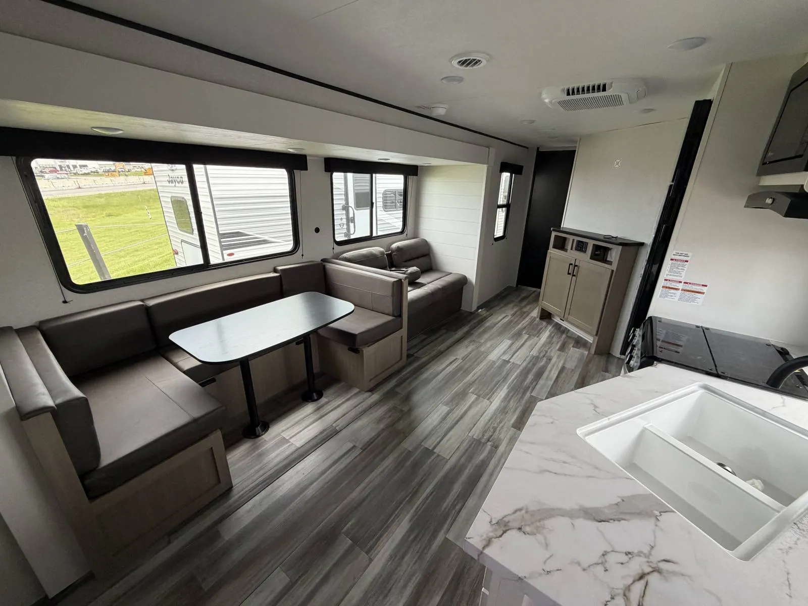 2026 Jayco Jay Flight SLX 295TBS - Photo 3