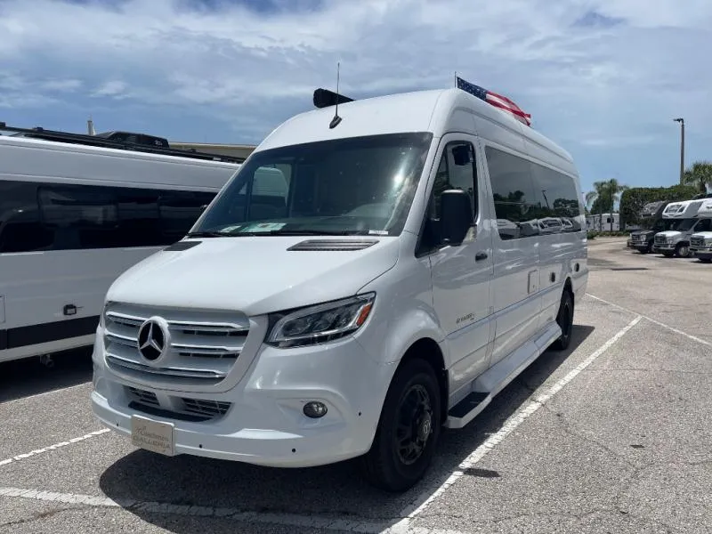 2025 Coachmen Galleria 24Q - Photo 4