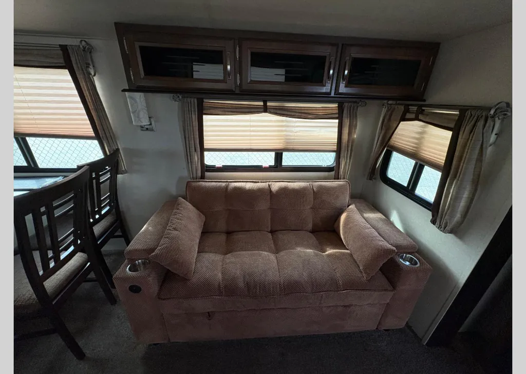 2018 Forest River Salem Hemisphere Lite 282RK, Photos photo 11