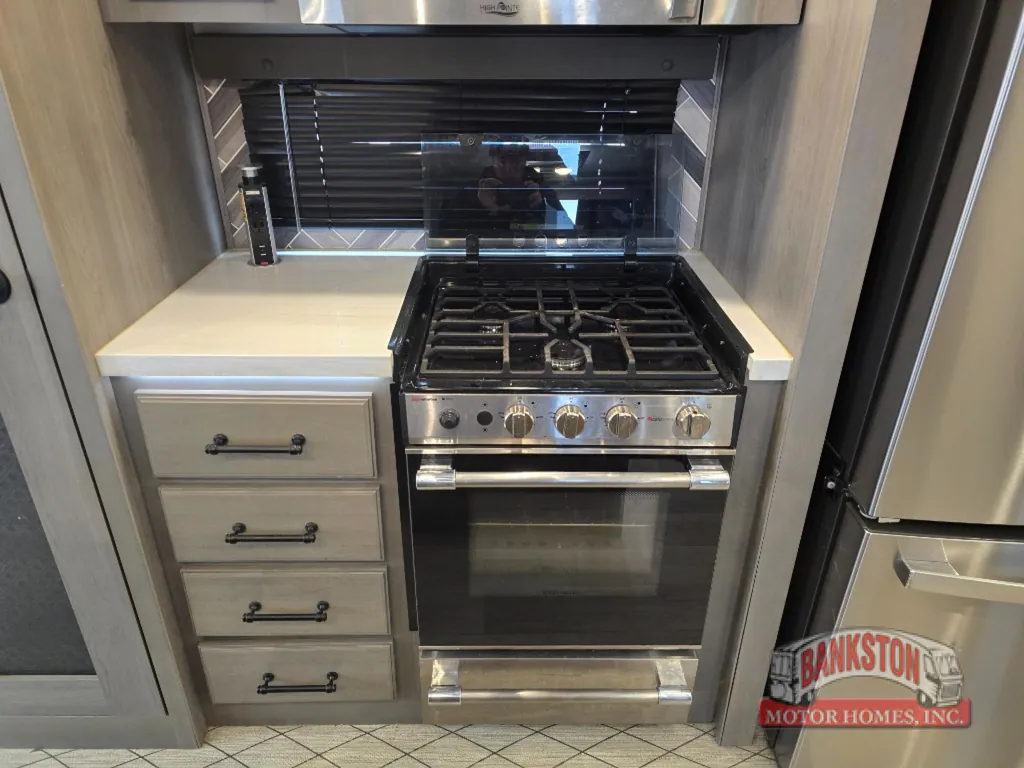 2022 Keystone Montana 3813MS, Photos photo 9