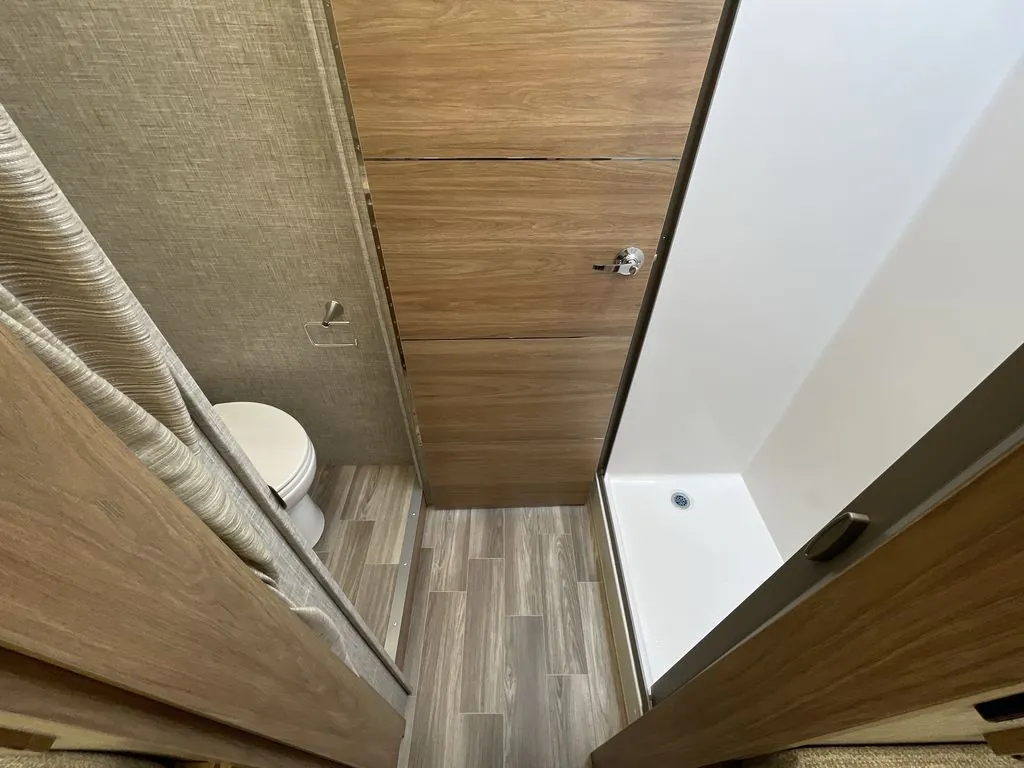 2026 Tiffin Wayfarer 25 XLW, Photos photo 22