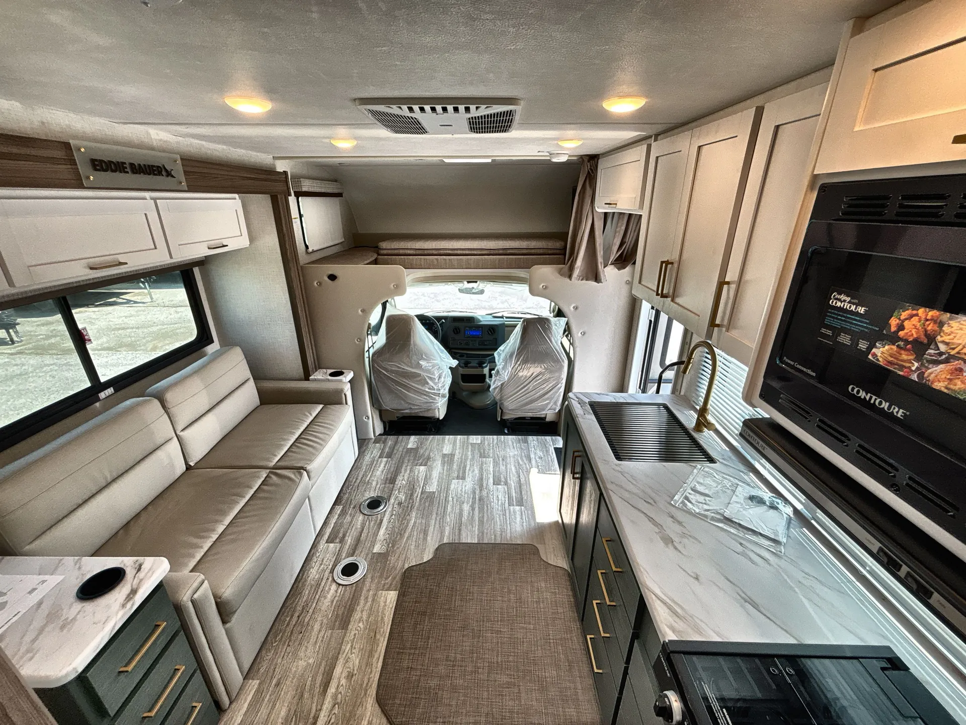 2026 Thor Motor Coach Freedom Eddie Bauer 26ED — living area main