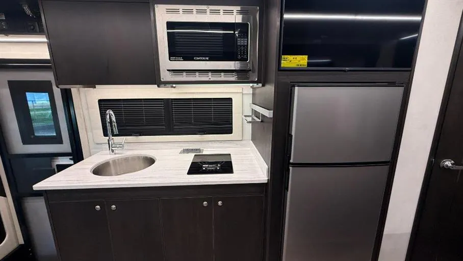 2027 Tiffin Wayfarer 25 PW, Photos photo 22
