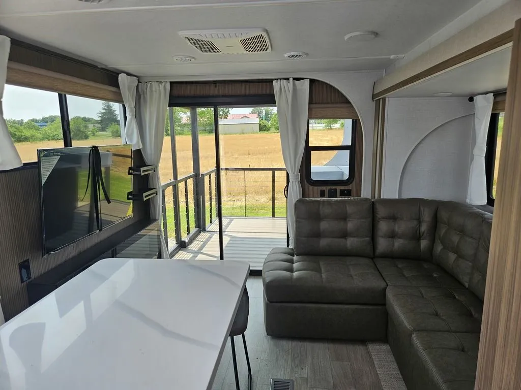 2025 Forest River Wildwood 34VERANDA - Photo 3